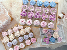 將圖片載入圖庫檢視器 CLASS A 玫瑰,繡球,非洲菊,藍盆花,毛茛,蝴蝶洋牡丹 ——Lazy Mini Cupcakes (韓式裱花溫習課程)