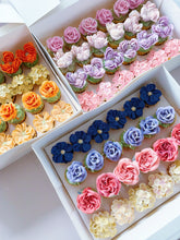 Load image into Gallery viewer, CLASS B 奧斯汀玫瑰,向日葵,櫻花,蝴蝶蘭,牡丹,玫瑰 —Lazy Mini Cupcakes (韓式裱花溫習課程)