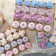 Load image into Gallery viewer, CLASS B 奧斯汀玫瑰,向日葵,櫻花,蝴蝶蘭,牡丹,玫瑰 —Lazy Mini Cupcakes (韓式裱花溫習課程)