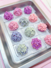 Load image into Gallery viewer, 《中秋節韓式裱花月餅課程》

Lazy Mooncake Workshop
