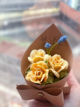 Load image into Gallery viewer, Lazy Cupcakes ( Citron Beanpaste ) workshop 韓式「柚子」豆蓉裱花杯子蛋糕班
