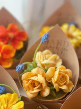 Load image into Gallery viewer, Lazy Cupcakes ( Citron Beanpaste ) workshop 韓式「柚子」豆蓉裱花杯子蛋糕班
