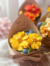 Load image into Gallery viewer, Lazy Cupcakes ( Citron Beanpaste ) workshop 韓式「柚子」豆蓉裱花杯子蛋糕班
